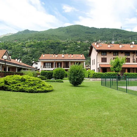 Res. Vigna Del Lago 121S 동고