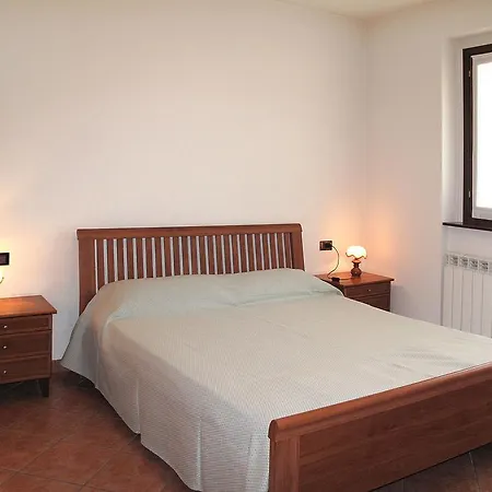 Res. Vigna Del Lago 121S * Dongo