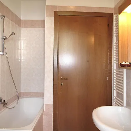 Apartment Res. Vigna Del Lago 121S Dongo